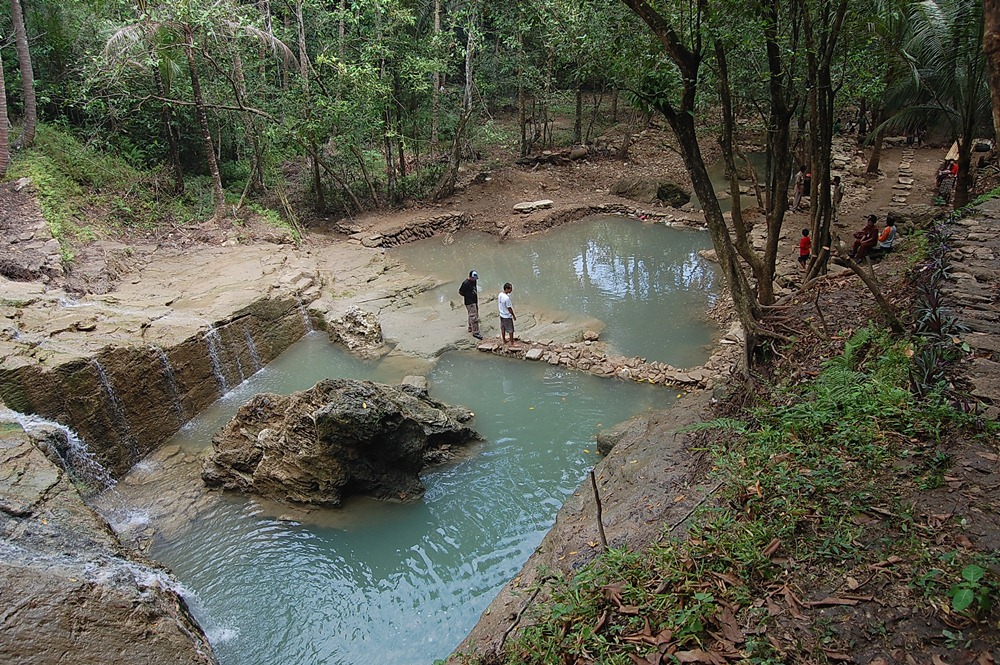 Air Terjun Banyu Nibo