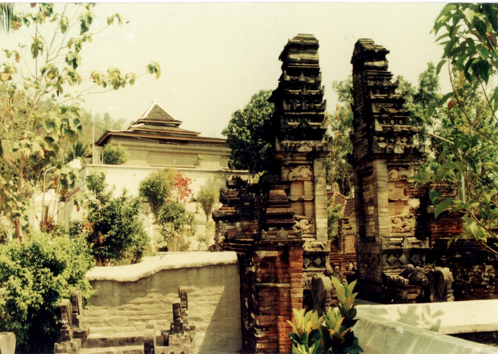 Makam Ki Ageng Pandanaran